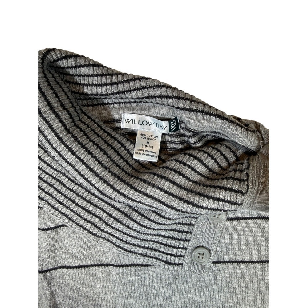 Willow Bay Kids Gray Striped Mock Neck Button Sweater Size 10 12 - Picture 3 of 3